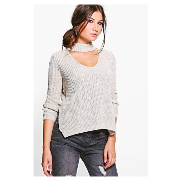 Boohoo Sweaters - Choker V-Neck Oversized Sweater S/M